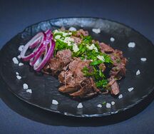 Разварное мясо бычка