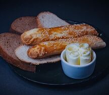 Хлебная корзинка из трех видов хлеба