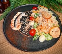 Цезарь с курицей