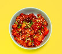 Курица с ананасами