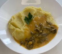 Печень по-строгановски