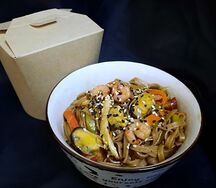 Соба с морепродуктами