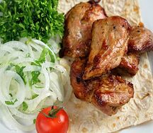 Шашлык из cвинoй шейки