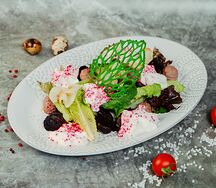 Салат с печёной свеклой
