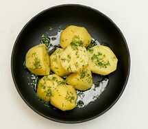 Отварная картошка