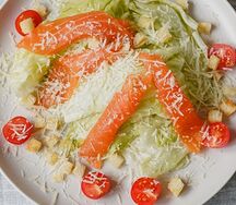Цезарь с лососем