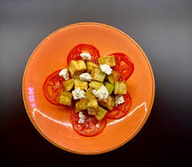 Салат с хрустящими баклажанами