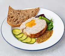 Запеченный террин из индейки с курагой