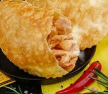 Чебурек с курицей по-азиатски