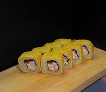 Горячий ролл с курицей