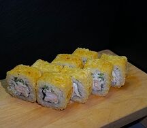 Горячий ролл с креветкой