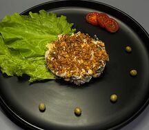 Салат с кальмарами