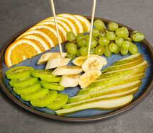Ассорти из свежих фруктов