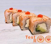 Ролл Филадельфия Опаленная с авокадо и огурцом