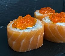 Ролл Филадельфия круг с икрой