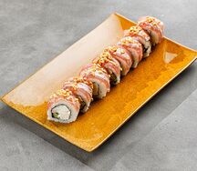 Ролл в тунце с арахисовой крошкой