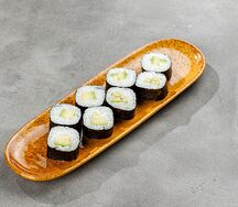 Ролл с авокадо