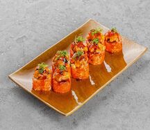 Ролл с тартаром из лосося