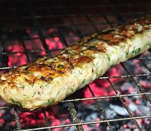 Люля-кебаб из курицы на углях