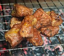 Шашлык из свинины на углях