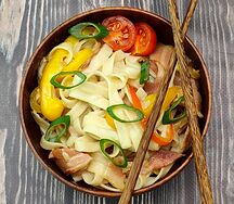 Лапша Wok с беконом 