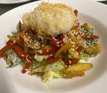 Салат с курицей Chiken