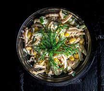 Салат с кальмарами