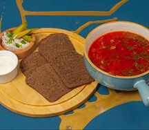 Борщ с щечками