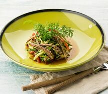 Салат С ветчиной и огурцами