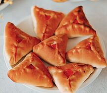 Мини-расстегай с лососем