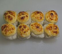 Запеченный ролл Цезарь