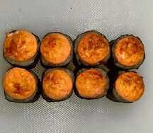 Маки лосось запеченный