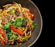 Азиатская лапша с говядиной