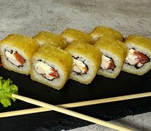 Горячий ролл с курицей 