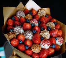 Букет из клубники в шоколаде Хрустящий