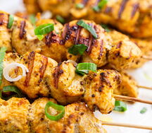 Plats de brochette poulet