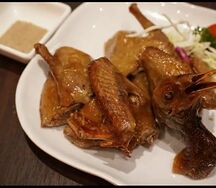 Pigeons frit à la façon cantonaise