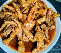 Patte de poulet & Attieké