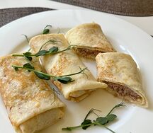 Блины без глютена с мясом