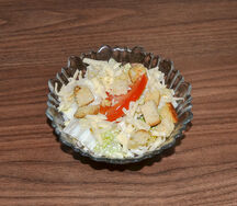 Салат Цезарь с курицей