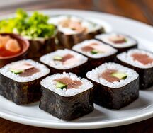 Маки тунец