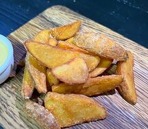 Картофельные дольки по-деревенски