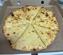 Осетинский пирог с капустой и сыром