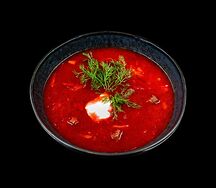 Борщ с говядиной и сметаной