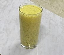 Манговый смузи с чиа