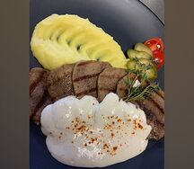 Язык под сливочным соусом