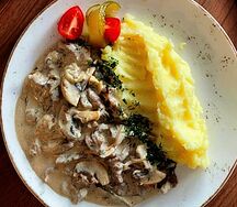 Бефстроганов
