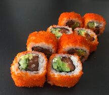 Калифорния с лососем