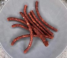 Колбаски из мяса птицы