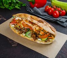 Шаурма в пите куриная